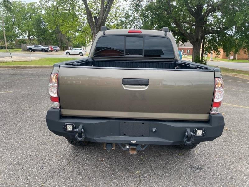 Toyota Tacoma Double Cab V6 6MT 4WD 2015