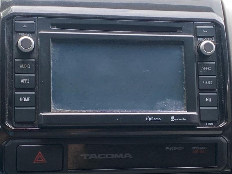 Toyota Tacoma Double Cab V6 6MT 4WD 2015