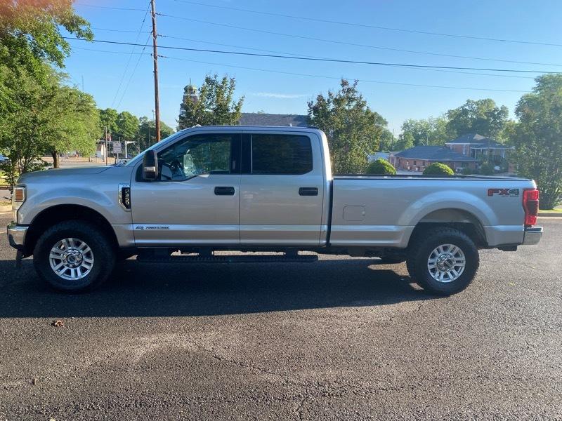 Ford F-350 SD XLT Crew Cab Long Bed 4WD 2022