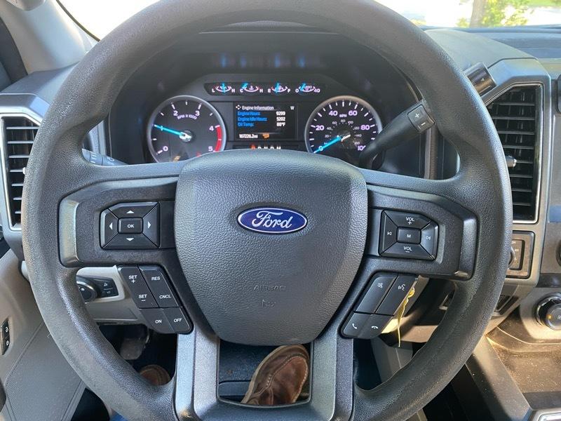 Ford F-350 SD XLT Crew Cab Long Bed 4WD 2022