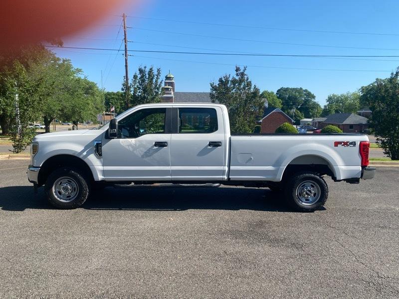 Ford F-250 SD XL Crew Cab 4WD 2019