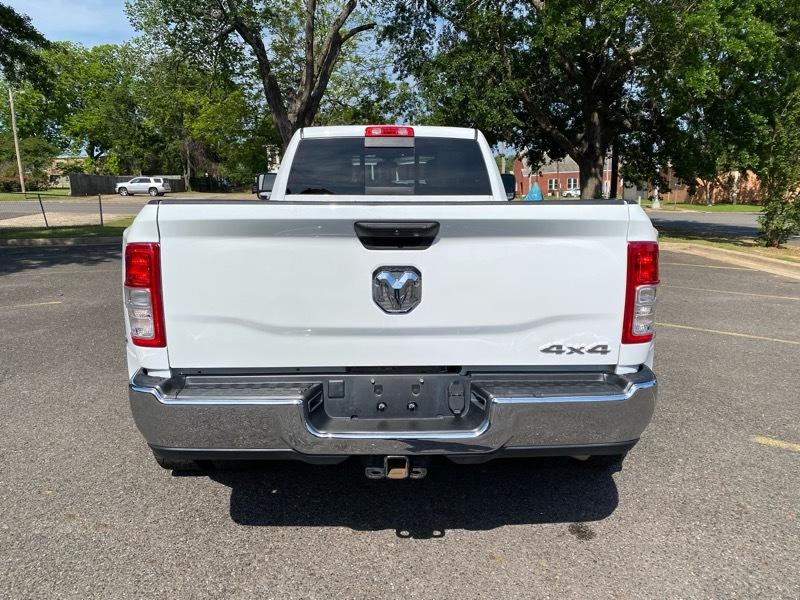 RAM 3500 Tradesman Crew Cab 4WD DRW 2023