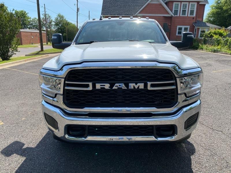 RAM 3500 Tradesman Crew Cab 4WD DRW 2023