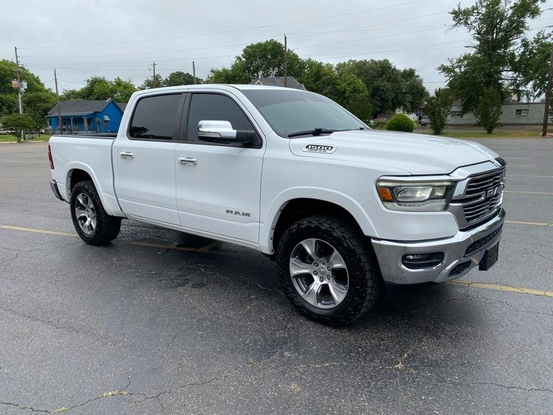 RAM 1500 Laramie Crew Cab SWB 4WD 2021
