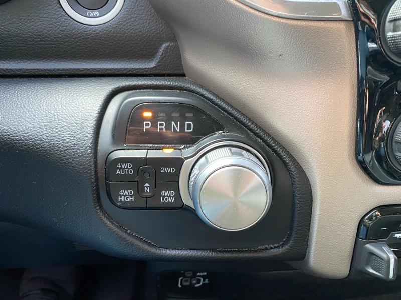RAM 1500 Laramie Crew Cab SWB 4WD 2021