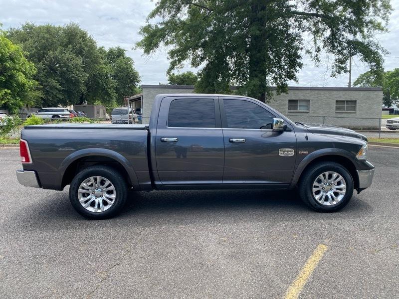 RAM 1500 Laramie Longhorn Edition Crew Cab SWB 4WD 2017
