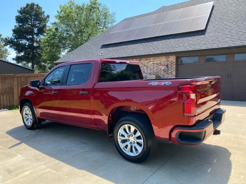 Chevrolet Silverado 1500 Custom Crew Cab Short Box 4WD 2021