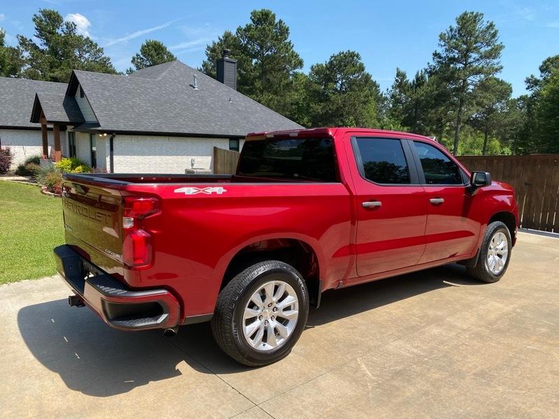 Chevrolet Silverado 1500 Custom Crew Cab Short Box 4WD 2021
