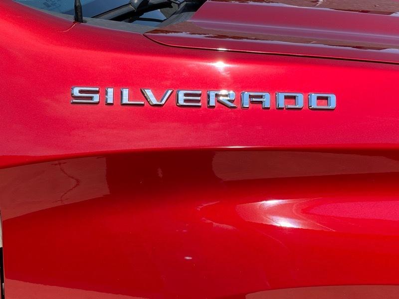 Chevrolet Silverado 1500 Custom Crew Cab Short Box 4WD 2021