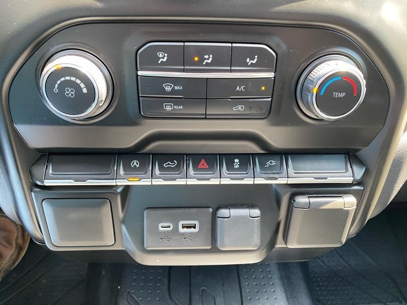 Chevrolet Silverado 1500 Custom Crew Cab Short Box 4WD 2021