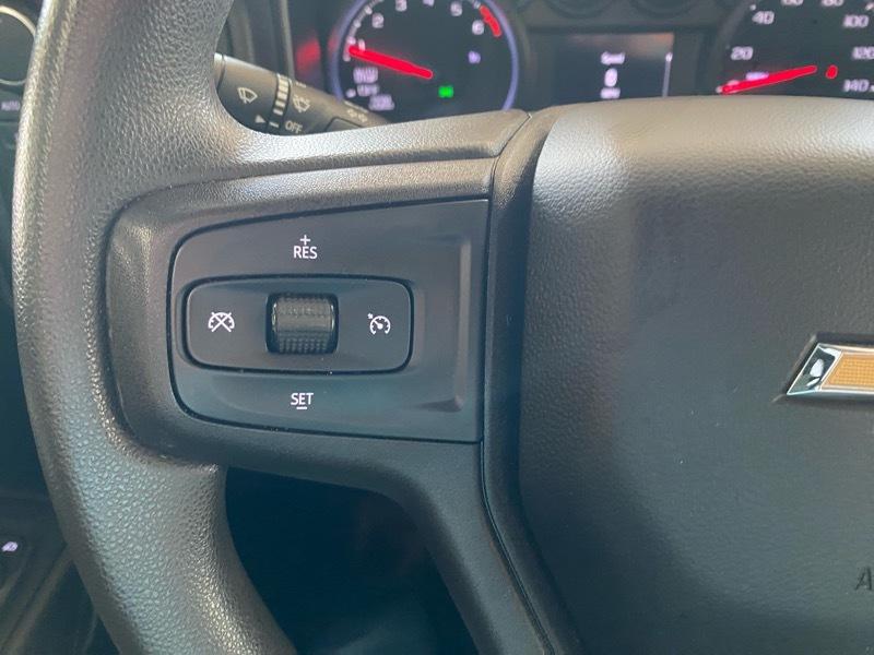 Chevrolet Silverado 1500 Custom Crew Cab Short Box 4WD 2021