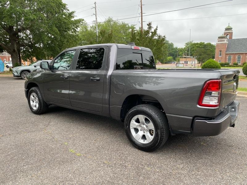 RAM 1500 Tradesman Crew Cab SWB 4WD 2024