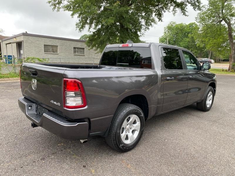 RAM 1500 Tradesman Crew Cab SWB 4WD 2024
