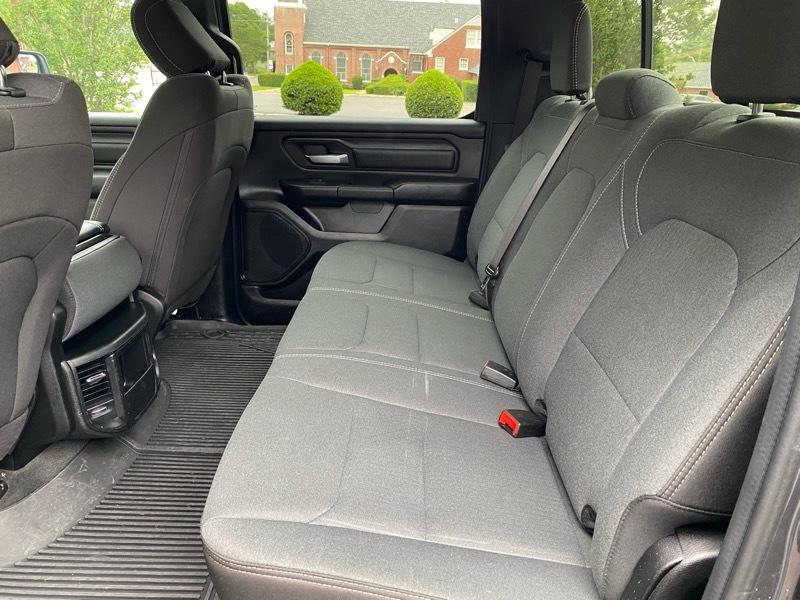 RAM 1500 Tradesman Crew Cab SWB 4WD 2024