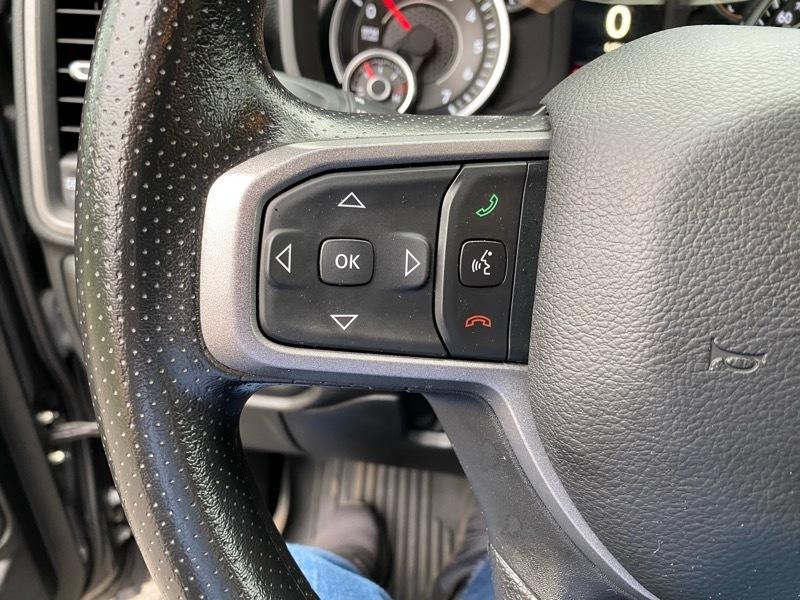 RAM 1500 Tradesman Crew Cab SWB 4WD 2024