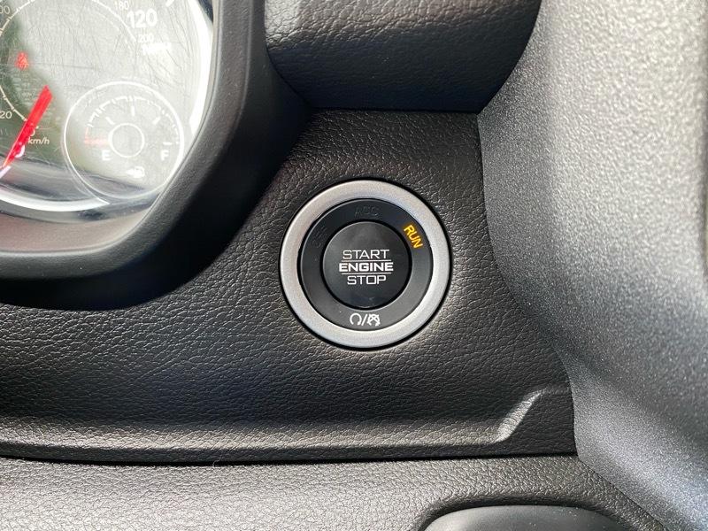 RAM 1500 Tradesman Crew Cab SWB 4WD 2024