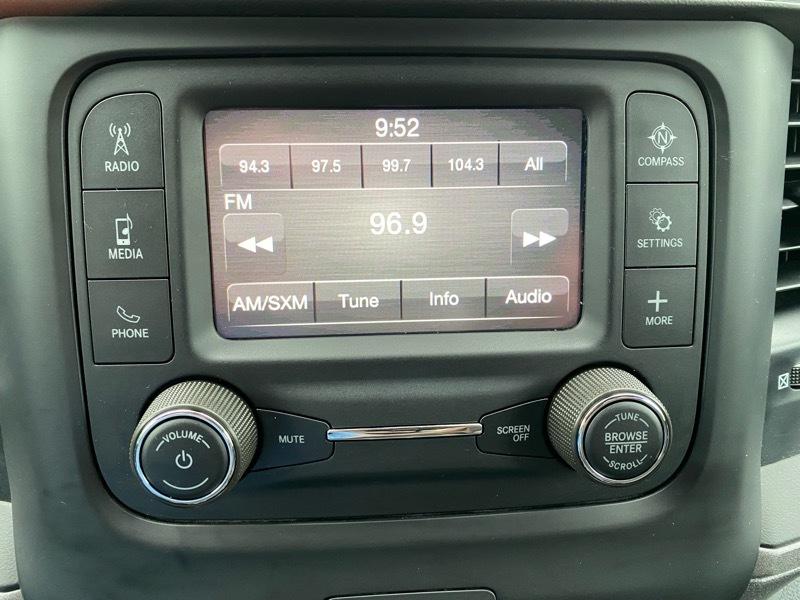 RAM 1500 Tradesman Crew Cab SWB 4WD 2024