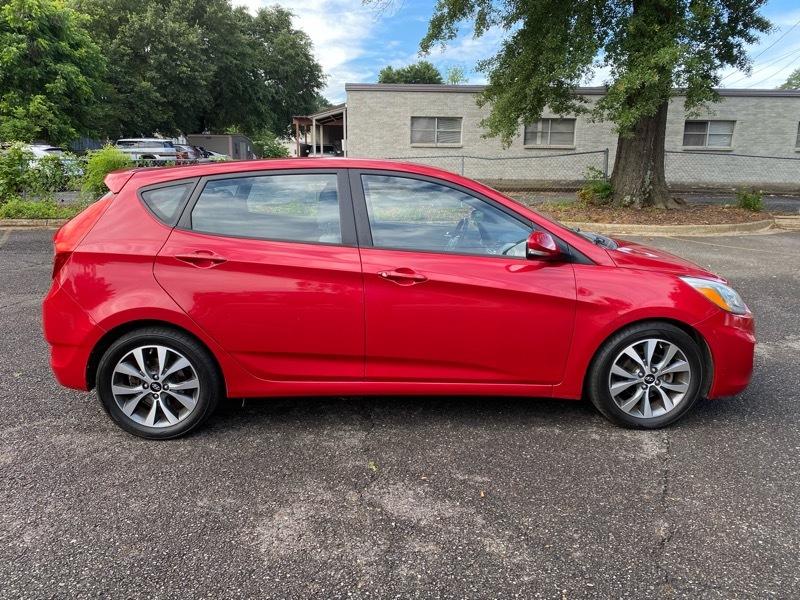Hyundai Accent Sport 5-Door 6A 2015