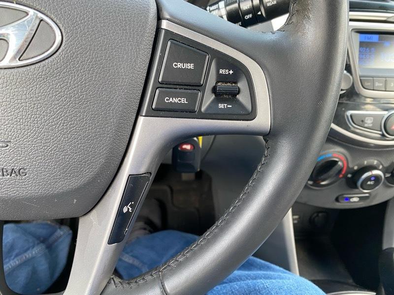 Hyundai Accent Sport 5-Door 6A 2015