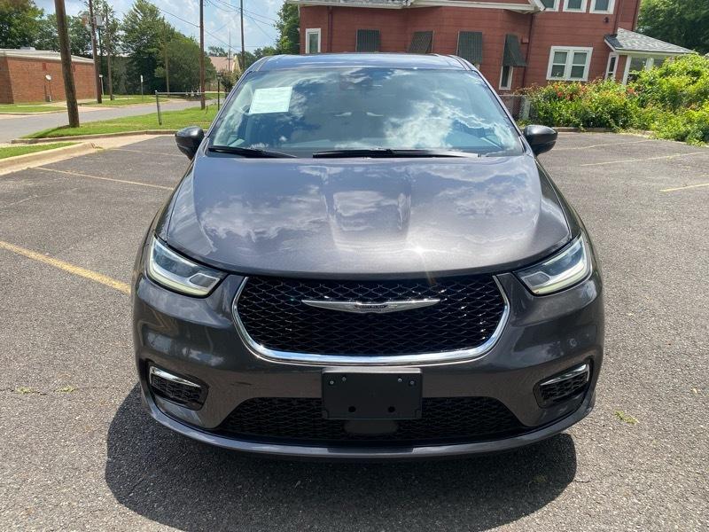Chrysler Pacifica Touring L 2023