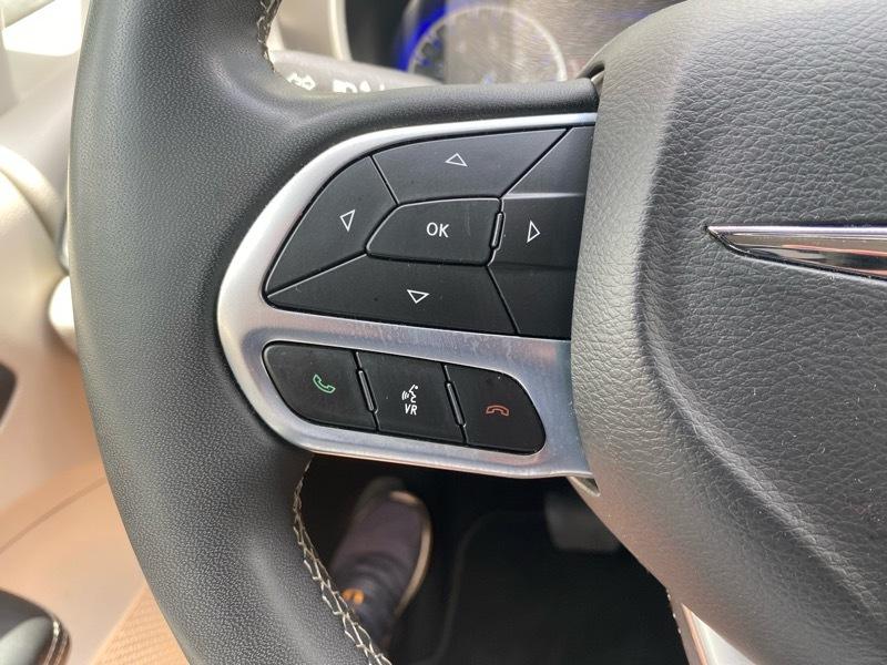 Chrysler Pacifica Touring L 2023
