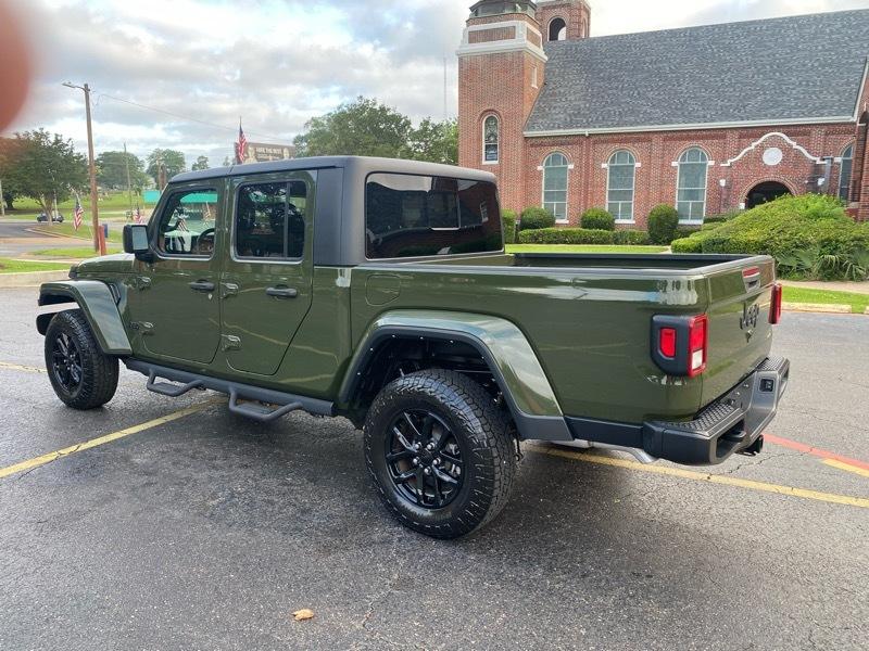 Jeep Gladiator Altitude 4x4 2022