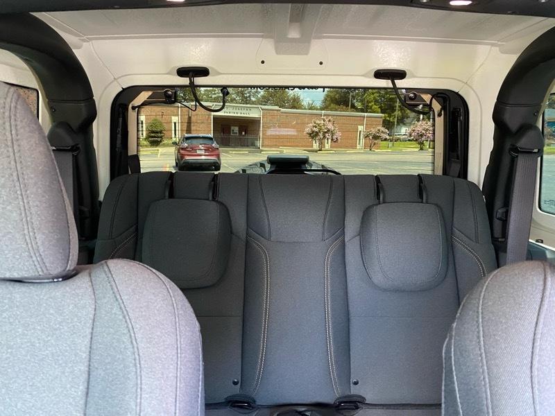 Jeep Wrangler Sport 2025