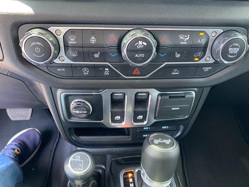 Jeep Wrangler Sport 2025