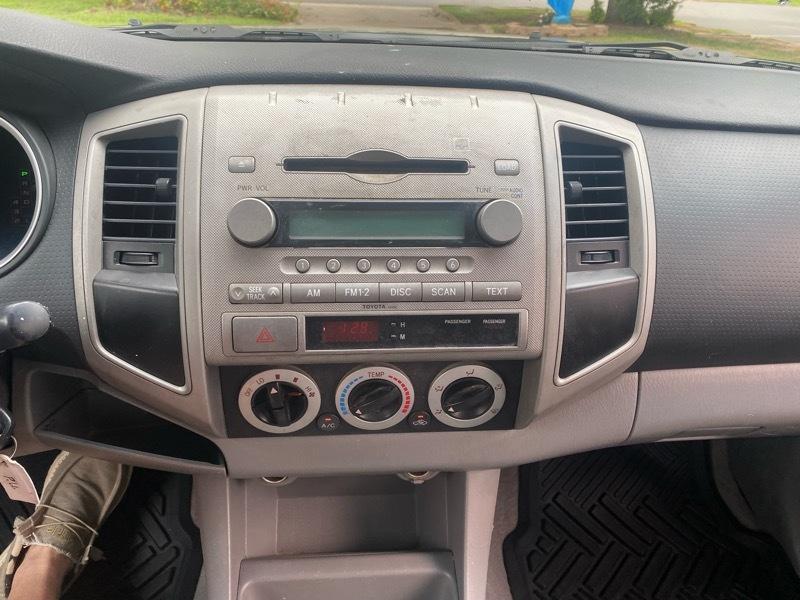 Toyota Tacoma PreRunner Double Cab Long Bed V6 2WD 2006