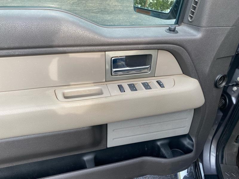 Ford F-150 4WD SuperCrew 145" XLT 2010