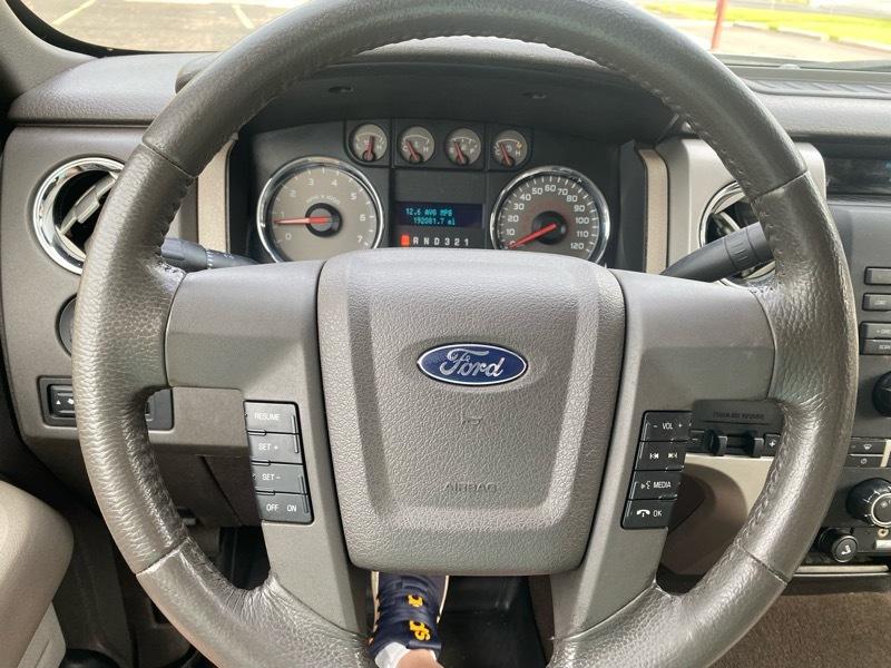 Ford F-150 4WD SuperCrew 145" XLT 2010