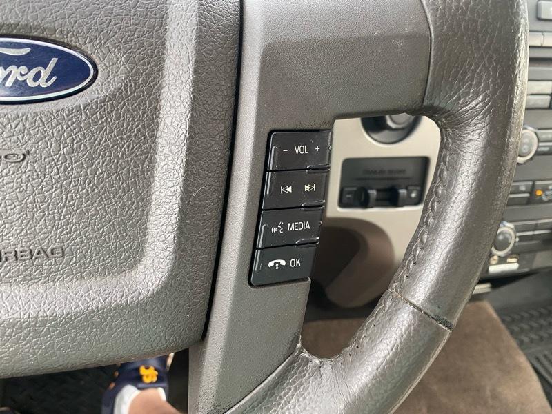Ford F-150 4WD SuperCrew 145" XLT 2010