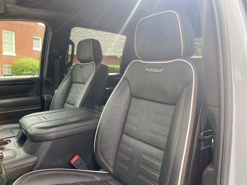 GMC Sierra 2500HD AT4X Crew Cab 4WD 2025