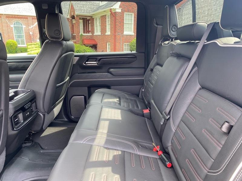 GMC Sierra 2500HD AT4X Crew Cab 4WD 2025