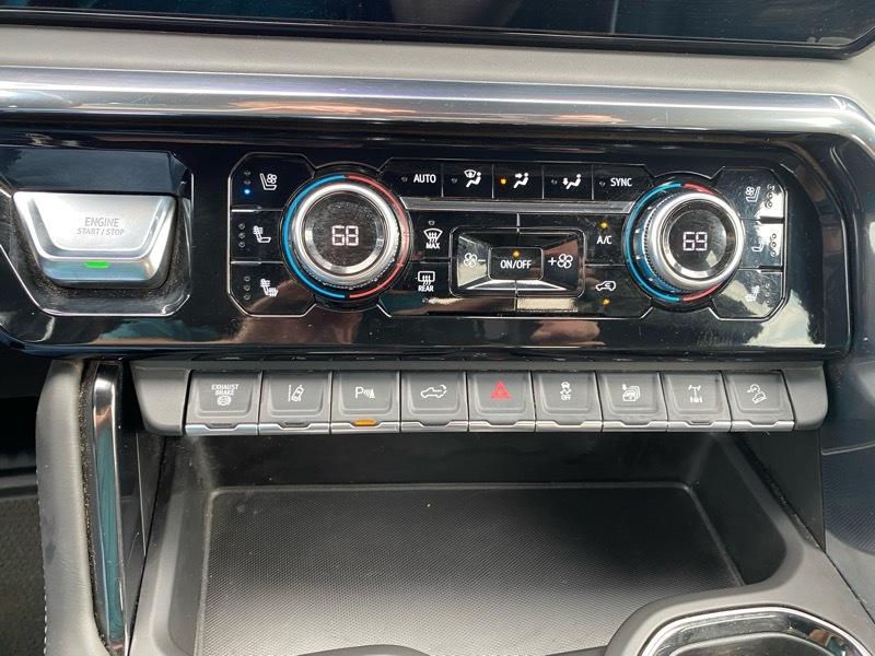GMC Sierra 2500HD AT4X Crew Cab 4WD 2025
