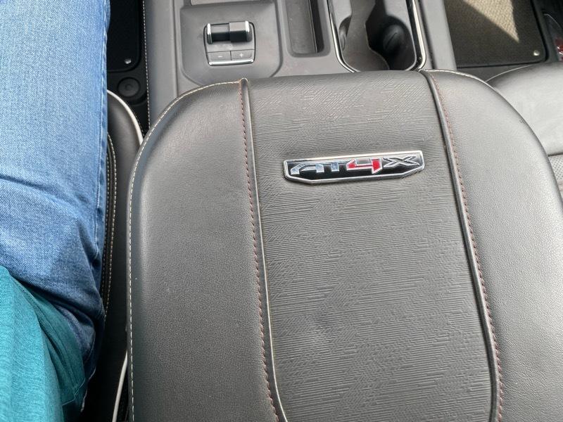GMC Sierra 2500HD AT4X Crew Cab 4WD 2025
