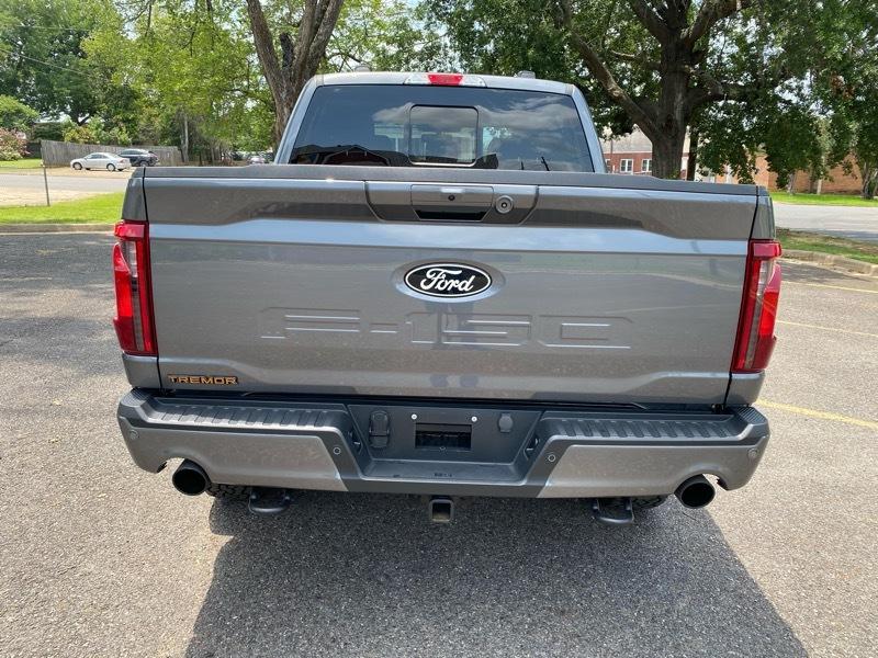 Ford F-150 Tremor SuperCrew 4WD 2025