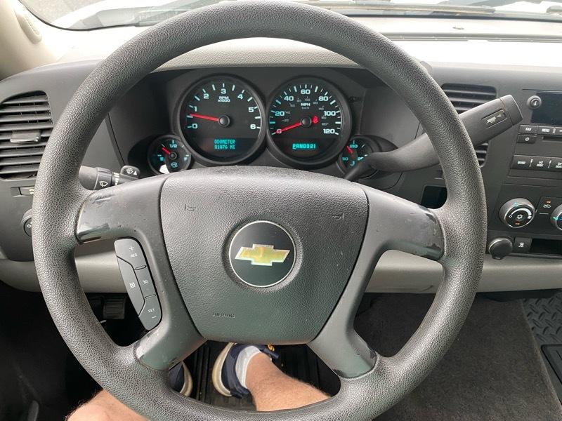 Chevrolet Silverado 1500 LS 2WD 2011