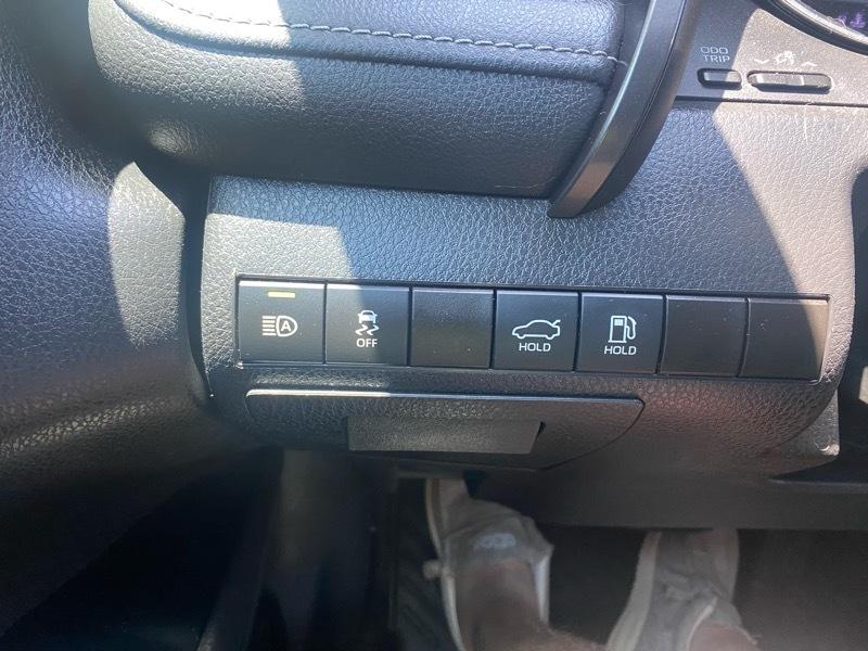 Toyota Camry SE 2020