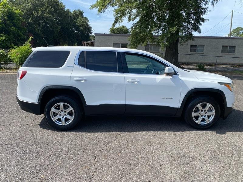 GMC Acadia SLE-1 FWD 2019