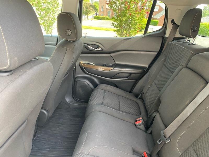 GMC Acadia SLE-1 FWD 2019