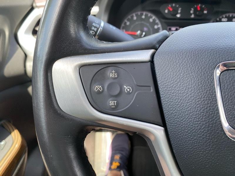 GMC Acadia SLE-1 FWD 2019
