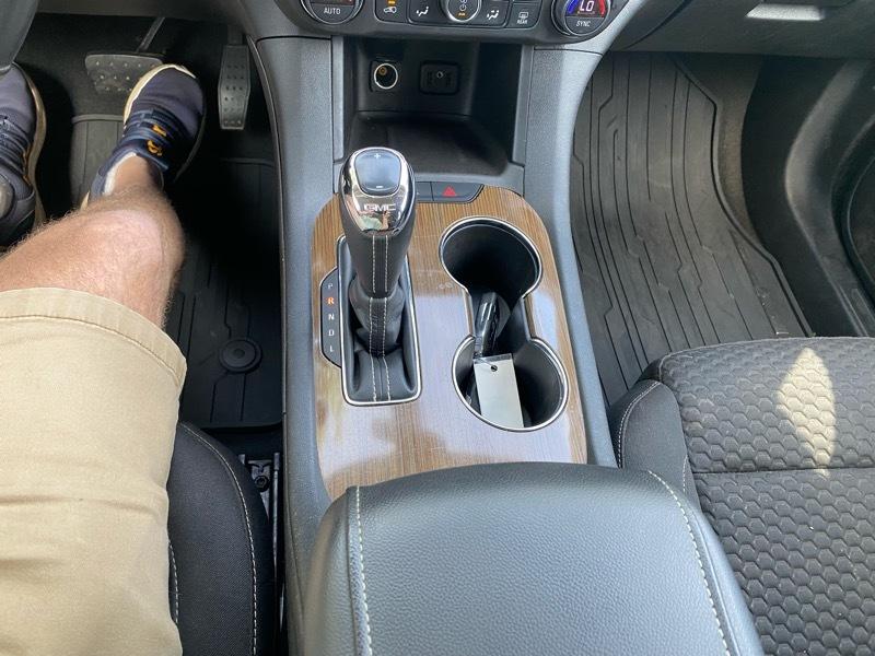 GMC Acadia SLE-1 FWD 2019