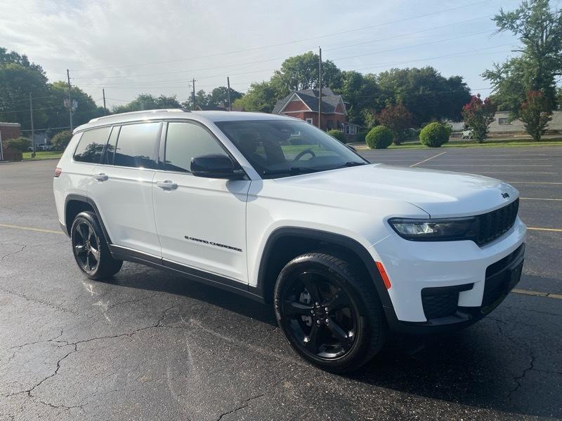 Jeep Grand Cherokee L Laredo 2023