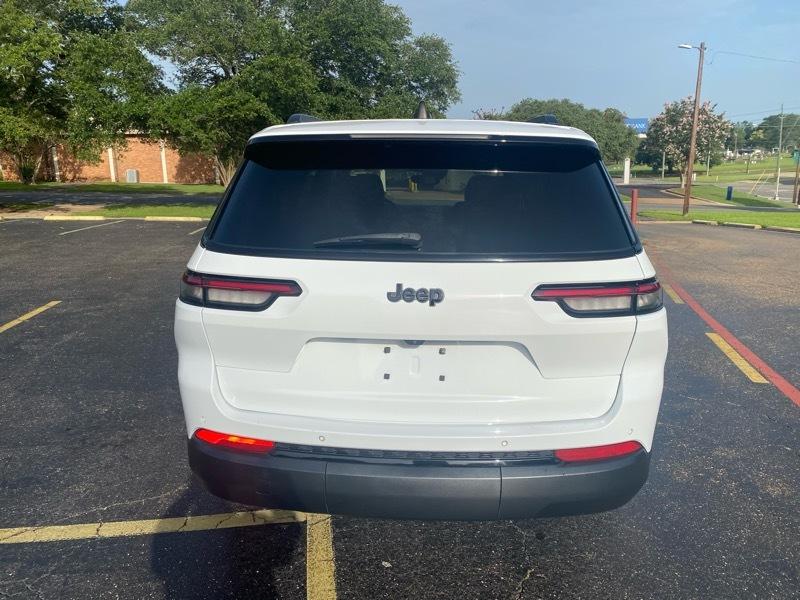 Jeep Grand Cherokee L Laredo 2023