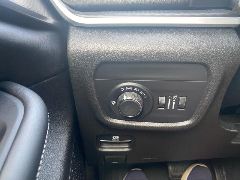 Jeep Grand Cherokee L Laredo 2023