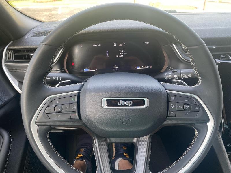 Jeep Grand Cherokee L Laredo 2023