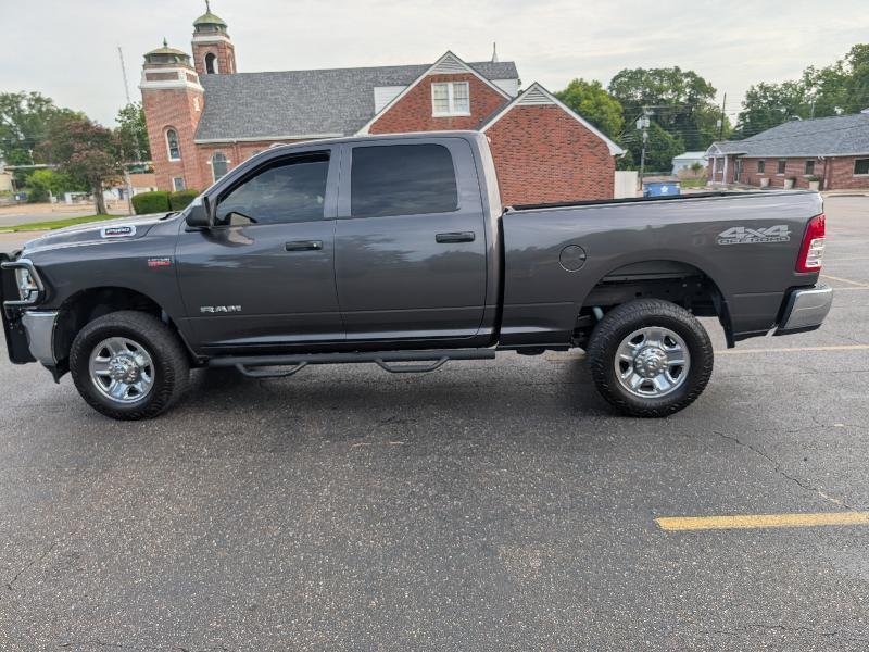 RAM 2500 Tradesman Crew Cab SWB 4WD 2022