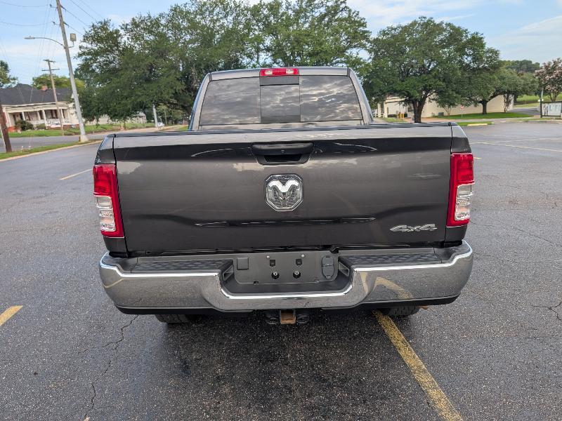 RAM 2500 Tradesman Crew Cab SWB 4WD 2022