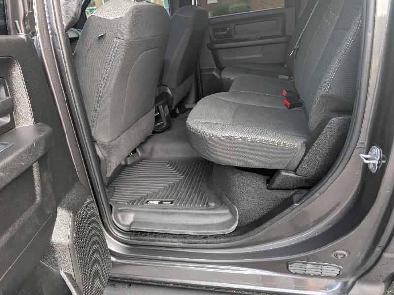 RAM 2500 Tradesman Crew Cab SWB 4WD 2022